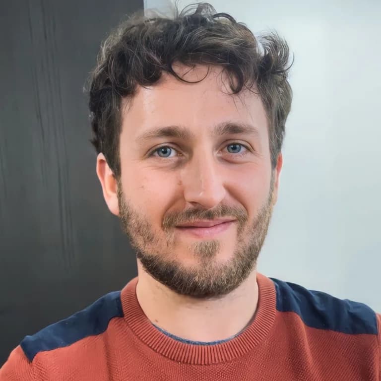 Jérémy Lagouardille, fondateur de PilotOne et développeur web freelance basé à Sus dans le Béarn